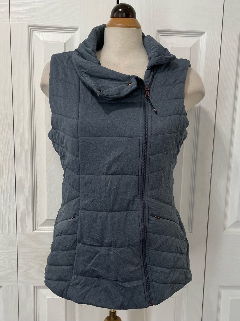 CALIA by Carrie Underwood Heather Gray Activewear Top
